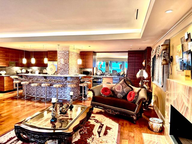 655 S Riverside Dr Apt 1208, Memphis, TN 38103