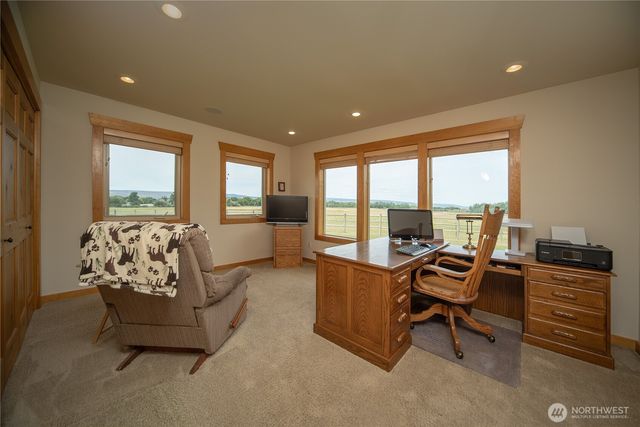 360 Double Creek Lane, Ellensburg, WA 98926