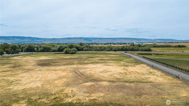 360 Double Creek Lane, Ellensburg, WA 98926