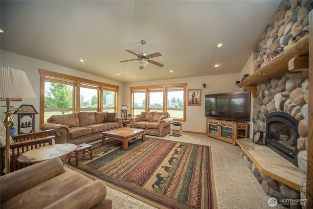 360 Double Creek Lane, Ellensburg, WA 98926