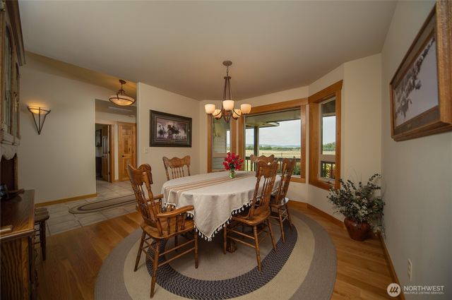 360 Double Creek Lane, Ellensburg, WA 98926
