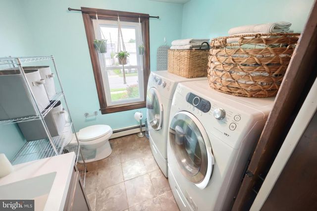 108 FAIR AVE, Hanover, PA 17331