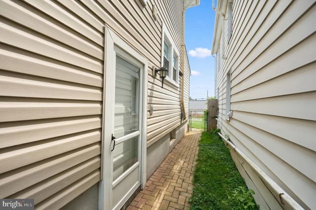 108 FAIR AVE, Hanover, PA 17331