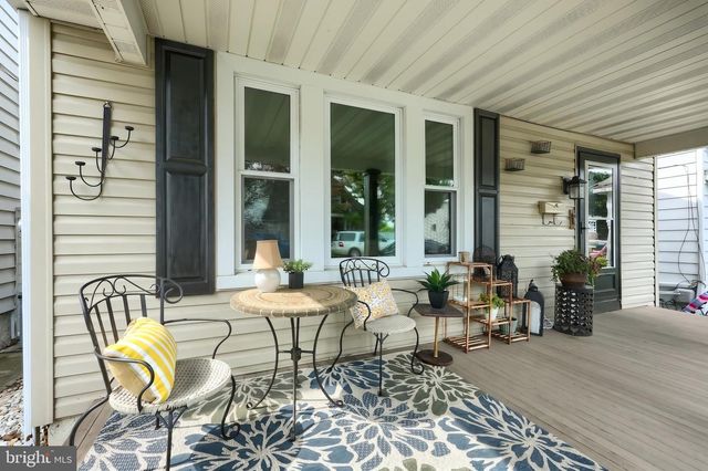 108 FAIR AVE, Hanover, PA 17331