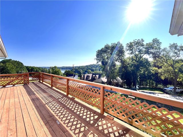 40 Portsmouth Drive, Bella Vista, AR 72714