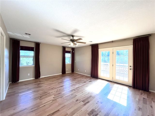 40 Portsmouth Drive, Bella Vista, AR 72714