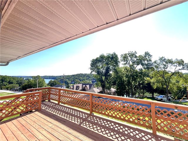 40 Portsmouth Drive, Bella Vista, AR 72714