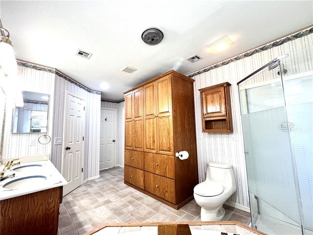 40 Portsmouth Drive, Bella Vista, AR 72714
