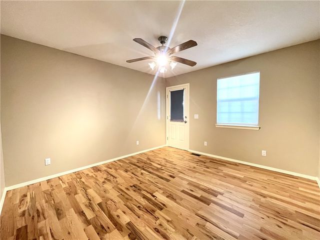 40 Portsmouth Drive, Bella Vista, AR 72714