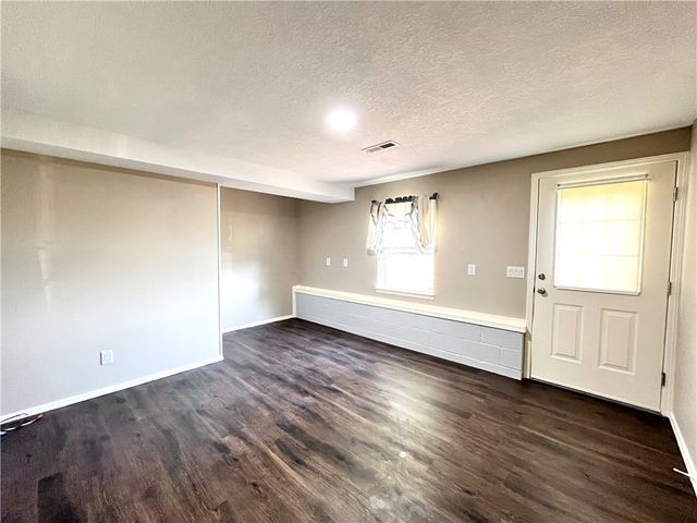 40 Portsmouth Drive, Bella Vista, AR 72714