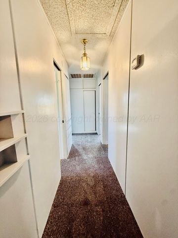 206 CHERRY Avenue, Dumas, TX 79029