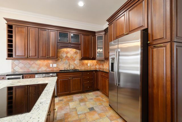 108 Plantation Drive, Manning, SC 29102