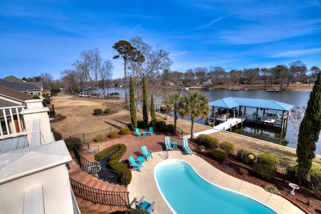 108 Plantation Drive, Manning, SC 29102