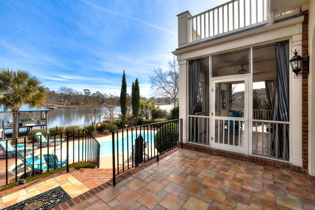 108 Plantation Drive, Manning, SC 29102