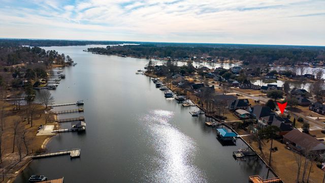 108 Plantation Drive, Manning, SC 29102