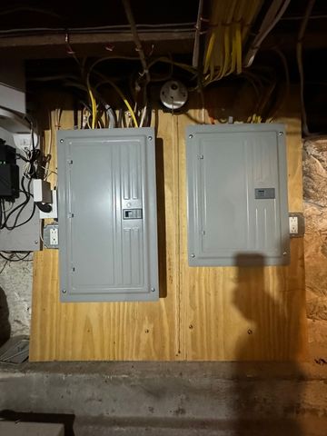 146 Hampshire Rd, Methuen, MA 01844