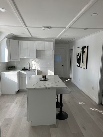 146 Hampshire Rd, Methuen, MA 01844