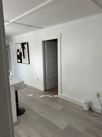 146 Hampshire Rd, Methuen, MA 01844