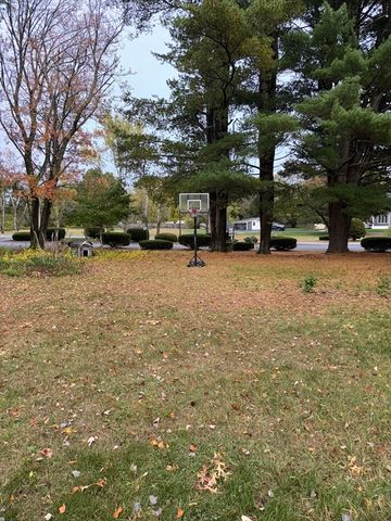 146 Hampshire Rd, Methuen, MA 01844