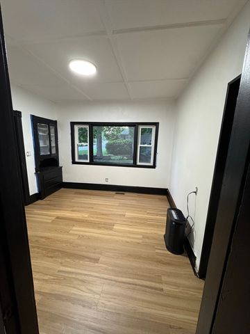 146 Hampshire Rd, Methuen, MA 01844