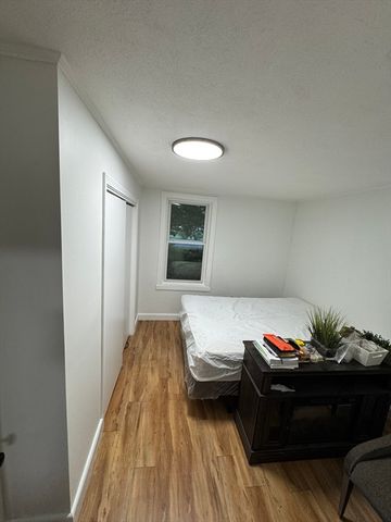 146 Hampshire Rd, Methuen, MA 01844