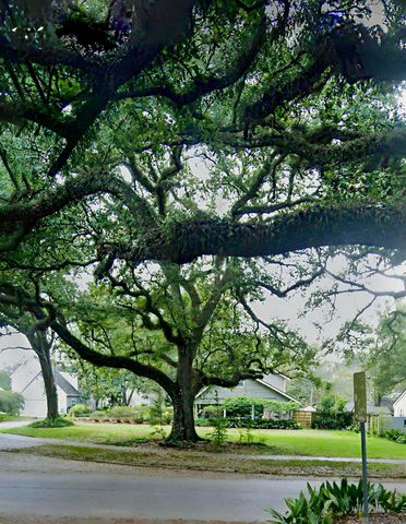 122 Lsu Ave, Baton Rouge, LA 70808