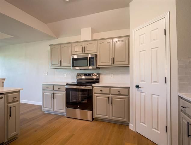 416 Spyglass ST, Meadowlakes, TX 78654