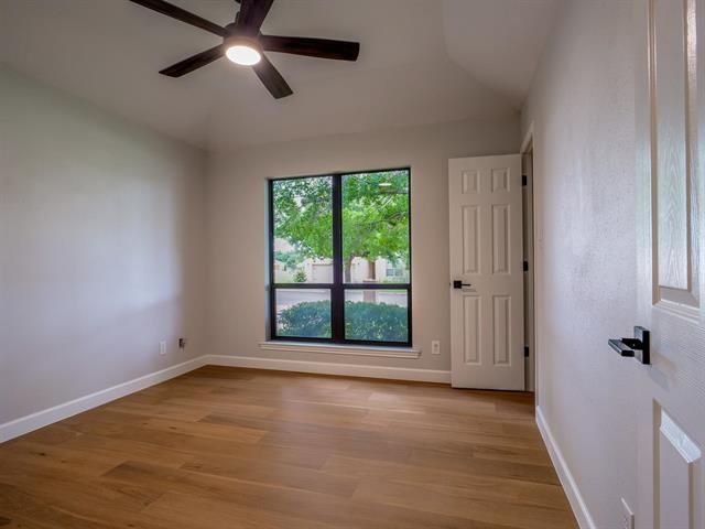 416 Spyglass ST, Meadowlakes, TX 78654