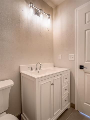 416 Spyglass ST, Meadowlakes, TX 78654
