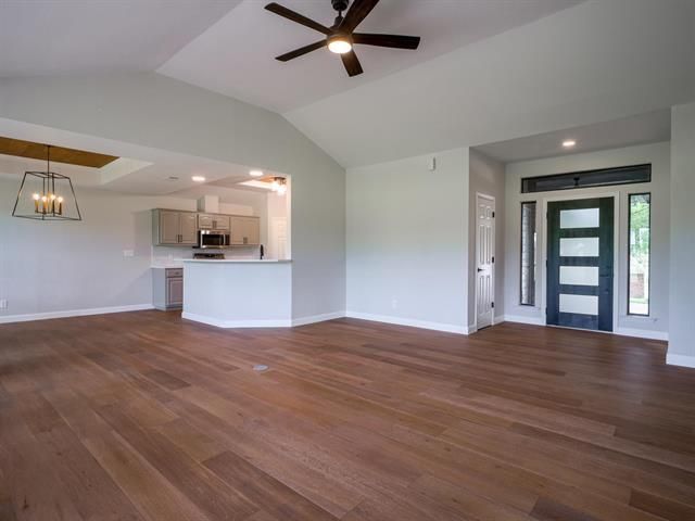 416 Spyglass ST, Meadowlakes, TX 78654