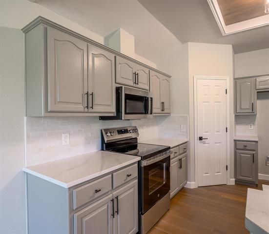 416 Spyglass ST, Meadowlakes, TX 78654