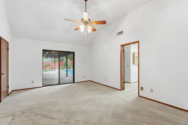 7442 N Tahan Avenue, Fresno, CA 93711