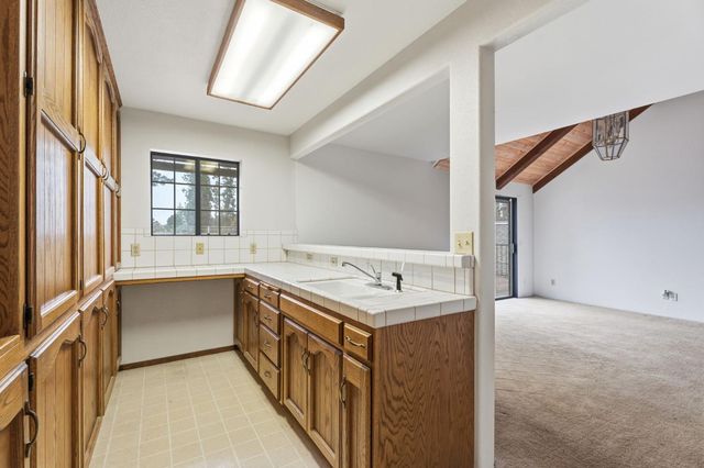 7442 N Tahan Avenue, Fresno, CA 93711