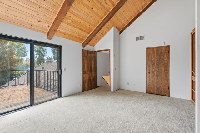 7442 N Tahan Avenue, Fresno, CA 93711