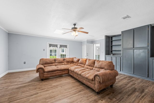 7506 Nightingale Circle, Texas City, TX 77591