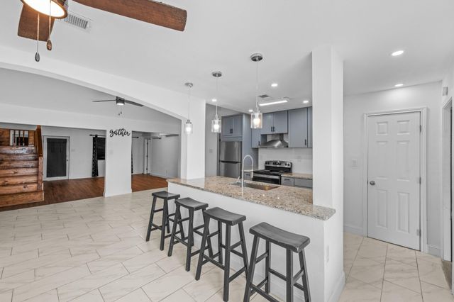 7506 Nightingale Circle, Texas City, TX 77591