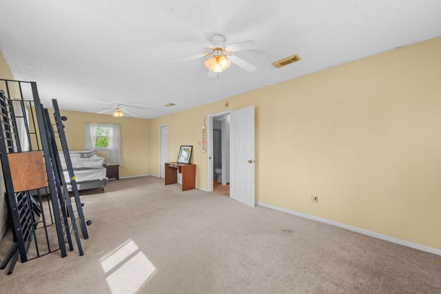 7506 Nightingale Circle, Texas City, TX 77591