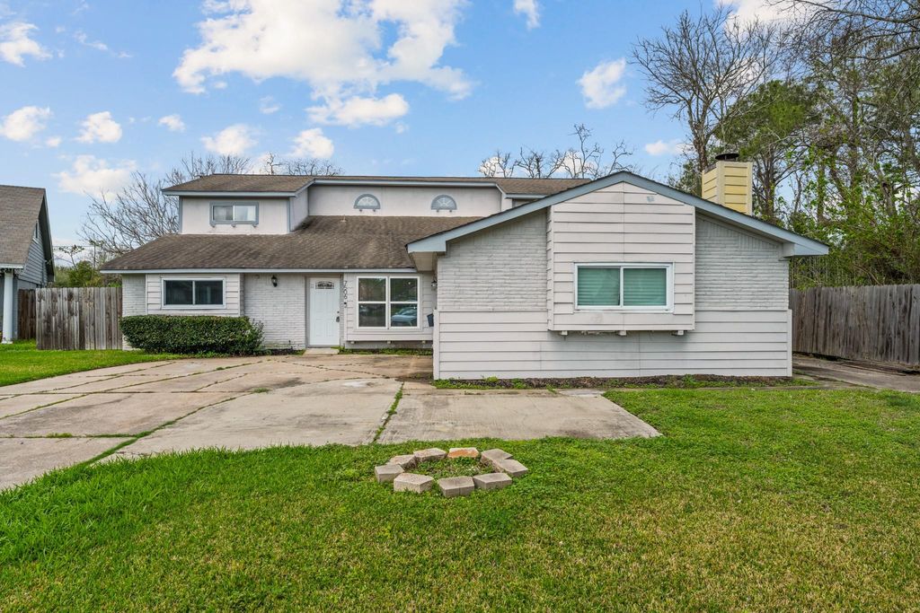 7506 Nightingale Circle, Texas City, TX 77591