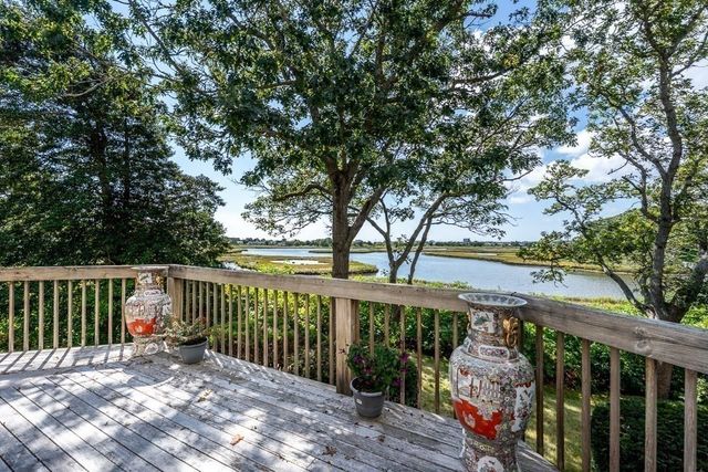 498 Elliott Road, Barnstable, MA 02632