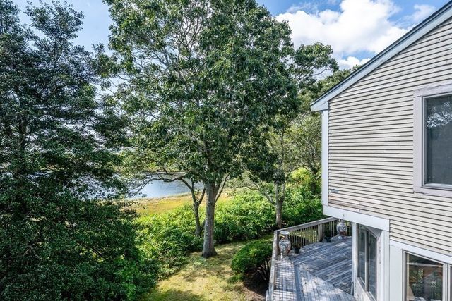 498 Elliott Road, Barnstable, MA 02632