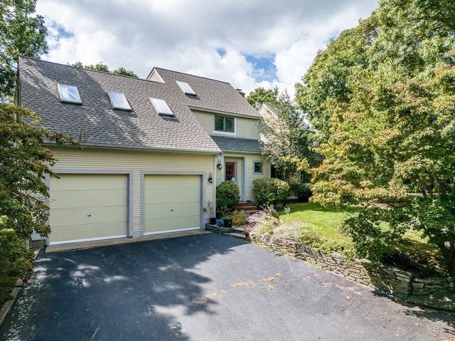 498 Elliott Road, Barnstable, MA 02632