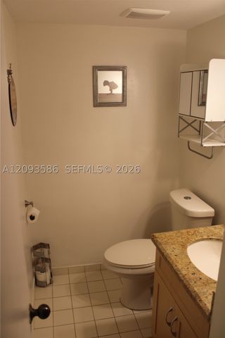 2457 Collins Ave 1502, Miami Beach, FL 33140