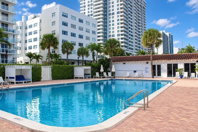 2457 Collins Ave 1502, Miami Beach, FL 33140