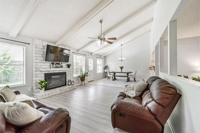 9907 Sageorchard Lane, Houston, TX 77089