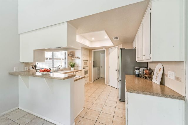 9907 Sageorchard Lane, Houston, TX 77089
