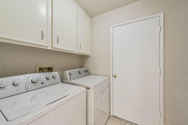 9907 Sageorchard Lane, Houston, TX 77089