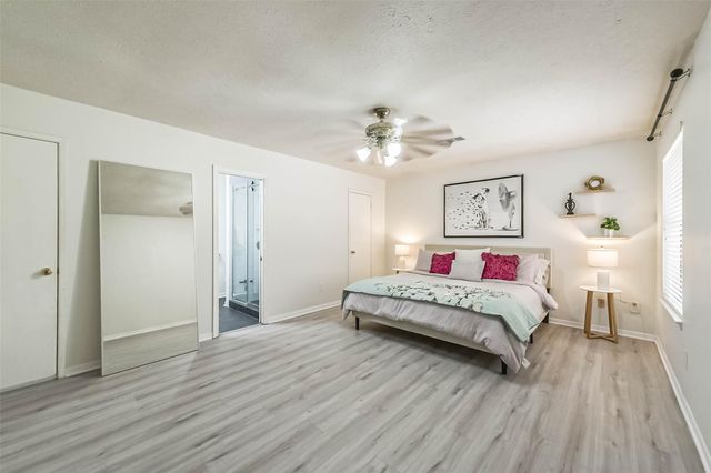 9907 Sageorchard Lane, Houston, TX 77089