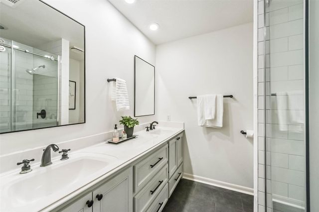 9907 Sageorchard Lane, Houston, TX 77089