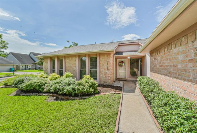 9907 Sageorchard Lane, Houston, TX 77089