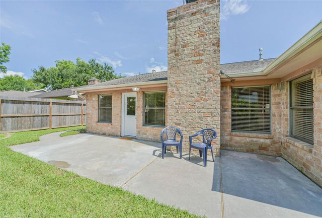 9907 Sageorchard Lane, Houston, TX 77089
